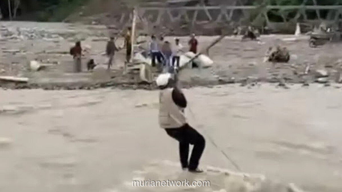 Tali Darurat Putus, Relawan Hanyut di Sungai Deras Aceh