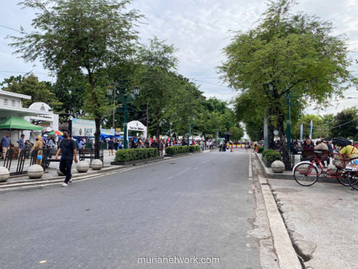 Uji Coba Malioboro Tanpa Kendaraan, Ojol dan Andong Keluhkan Pendapatan Anjlok