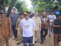 Gubernur Andra Soni Tinjau Jalan Huntap dan Perbaikan RTLH di Pandeglang