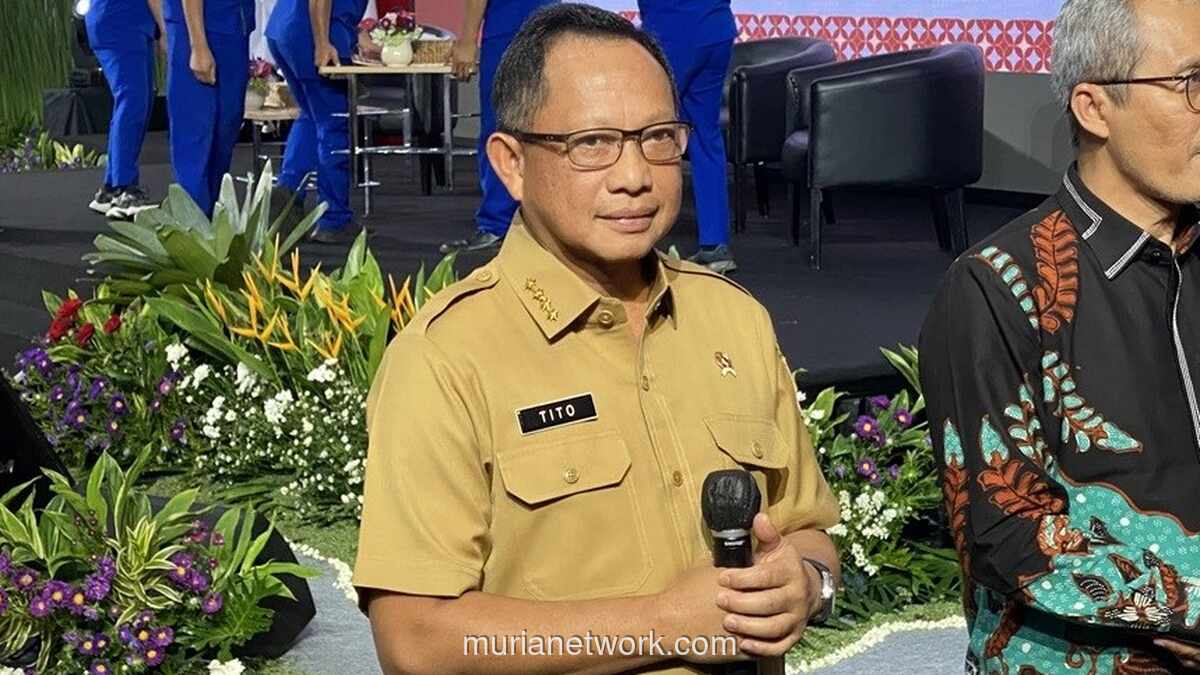 Menteri Tito Tegaskan Bantuan Pakaian Korban Banjir Sumatera Bukan Barang Reject