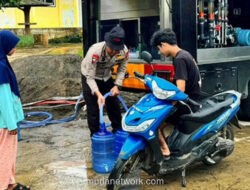 Polda Riau Kirim Unit Penjernih Air untuk Korban Bencana di Agam