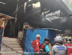 Pasar Anyar Bogor Ludes Dilahap Api, Ratusan Pedagang Terpaku Menyaksikan