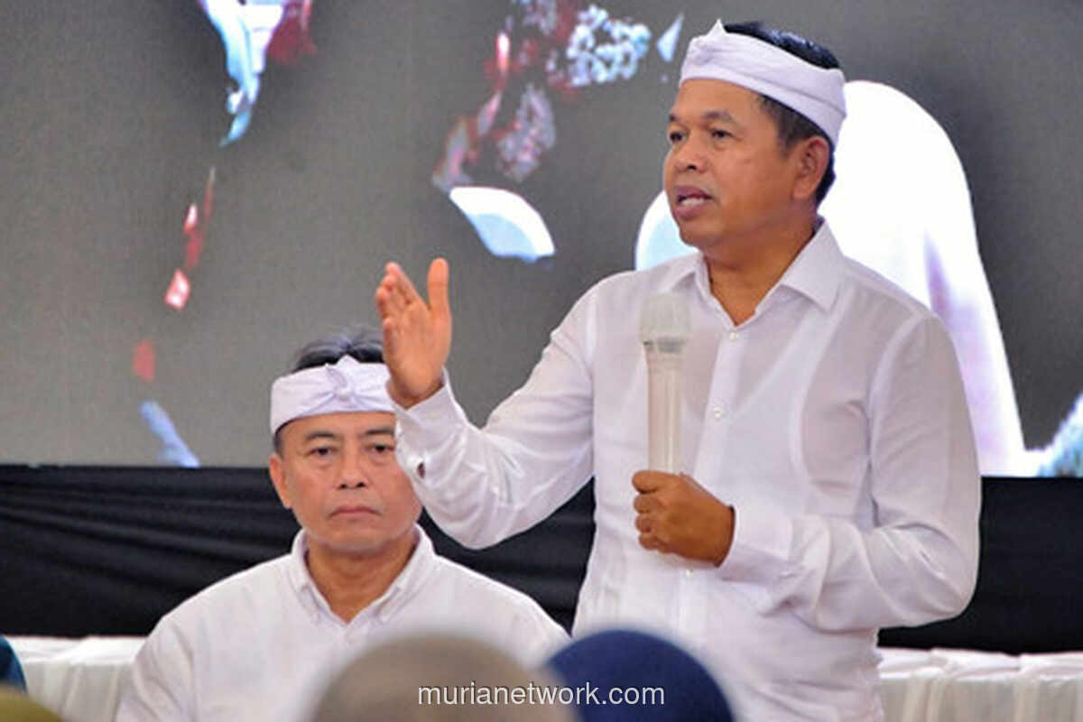 Dedi Mulyadi Sewa Dua Pesawat, Bawa Bantuan Rp 7 Miliar untuk Korban Bencana Sumbar