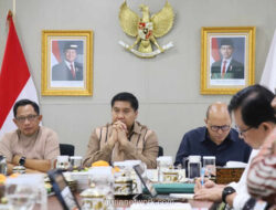 Tito Desak Pemda Sumatera Percepat Pendataan Rumah Rusak Pascabencana