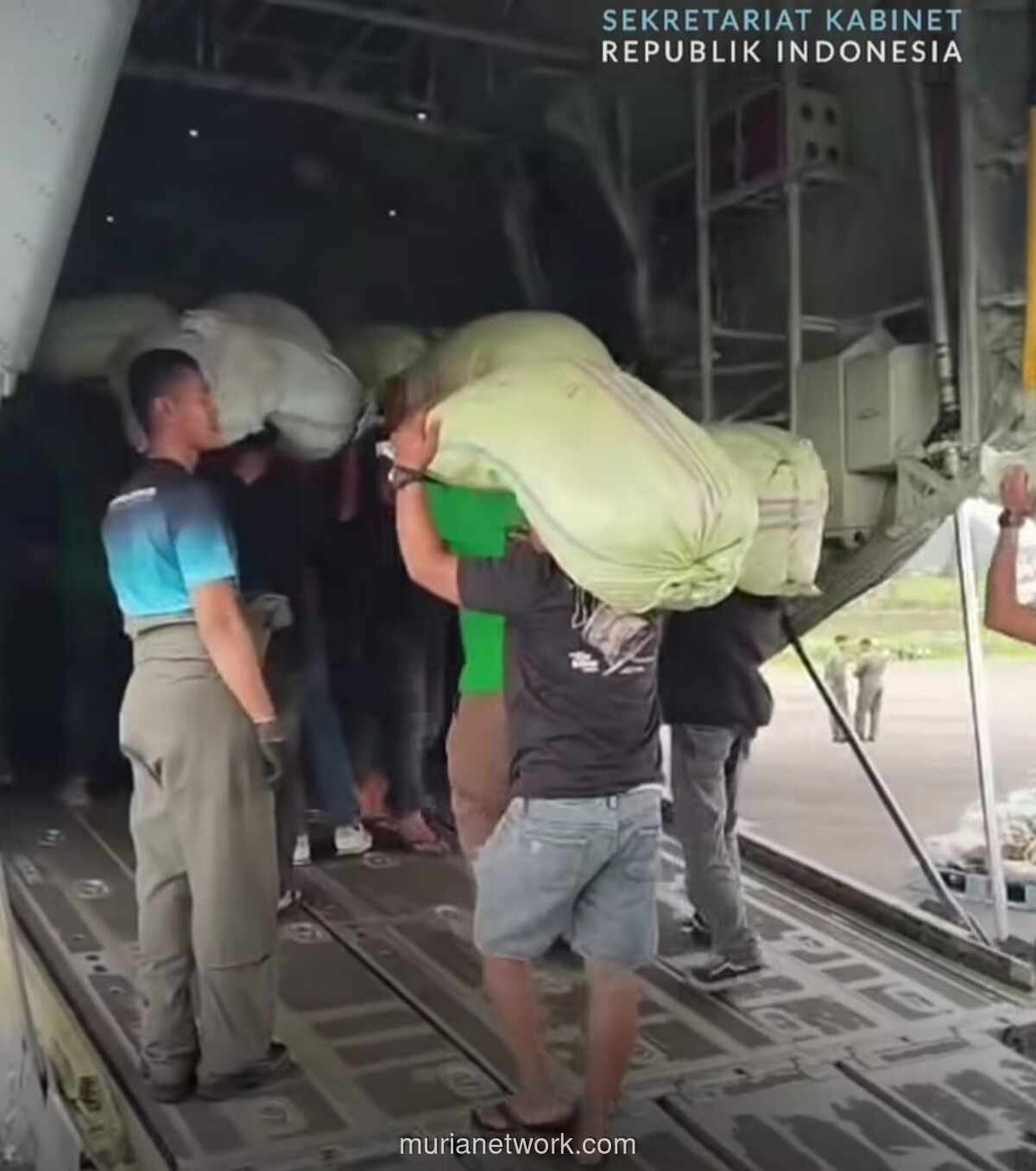 Helikopter Bawa Bantuan ke Aceh, Pulang Angkut Hasil Panen ke Jakarta