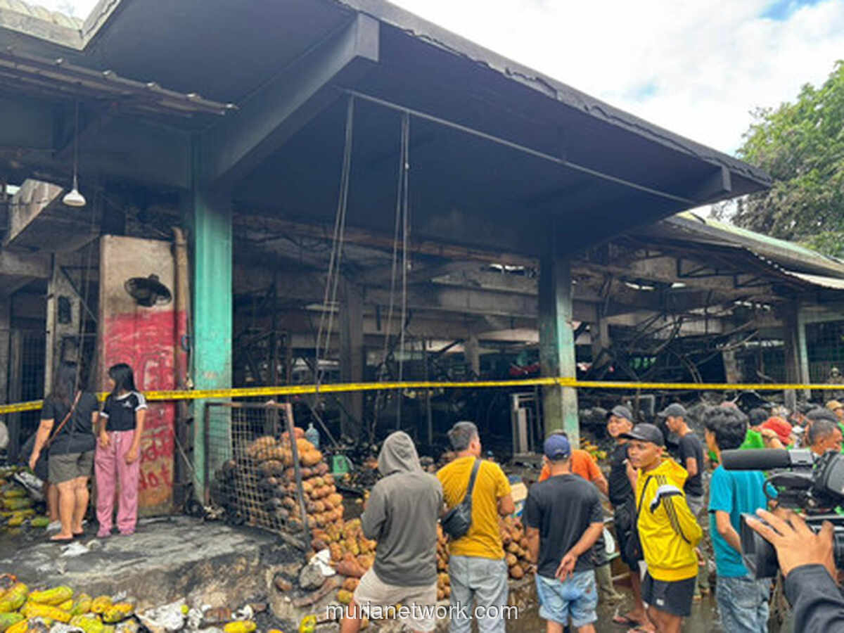 Pasar Kramat Jati Berduka: Ratusan Kios Buah Ludes Dilahap Api