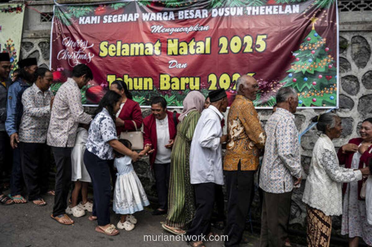 Natal di Thekelan, Tetangga Lintas Agama Saling Sambangi