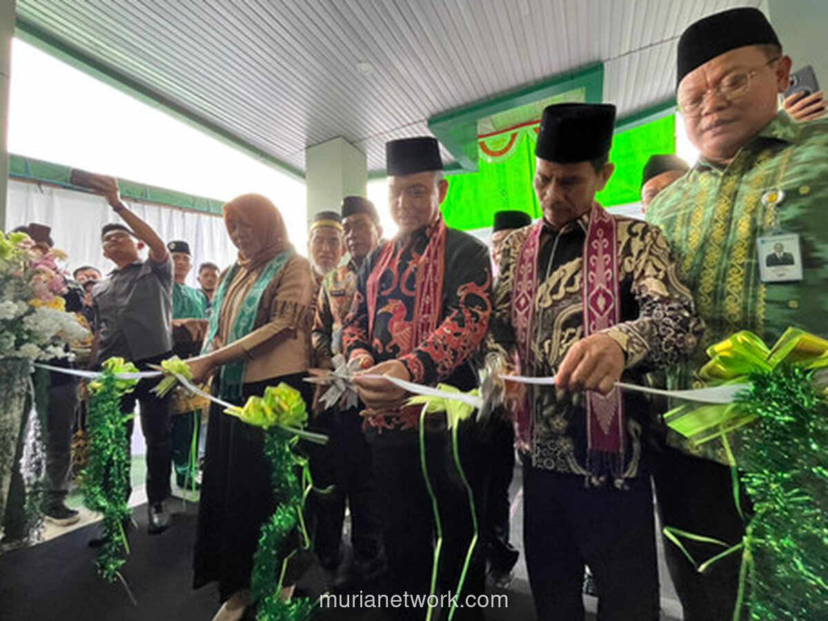 Bank Kalbar Syariah Resmi Kukuhkan Cabang Penuh di Sintang
