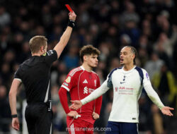 Drama Kartu Merah dan Kekalahan Pahit Spurs di Kandang Sendiri