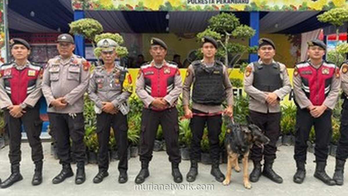 Anjing Pelacak K9 Siaga di Pospam Ramayana Pekanbaru, Amankan Natal