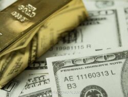 Emas Diproyeksikan Tembus Rp2,7 Juta, Didorong Gejolak Global dan Dolar AS yang Lesu