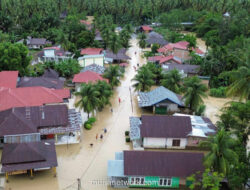 Sekjen Kabinet Minta Kritik Bencana Dikemas Bijak, Soroti Perjuangan di Balik Layar