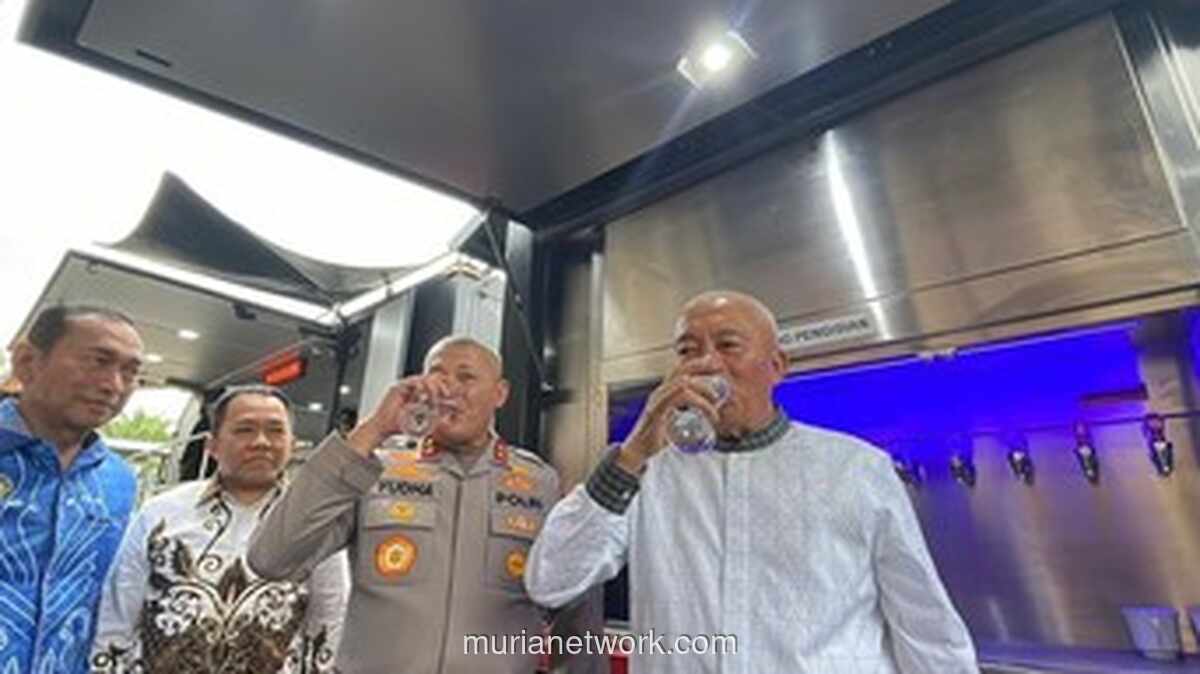 Mobil Ajaib Polda Kalsel Siap Siaga, Hasilkan 6.000 Liter Air Minum per Jam untuk Jemaah Haul