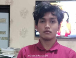 Pemuda Depok Butakan Mata Istri Gara-gara Pinjam HP untuk Main Game