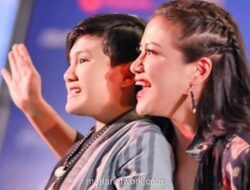 Wina Natalia dan Momen Haru Sigra di Atas Catwalk