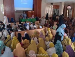 550 Paket Sembako Disalurkan untuk Warga Tuna Netra di Bekasi