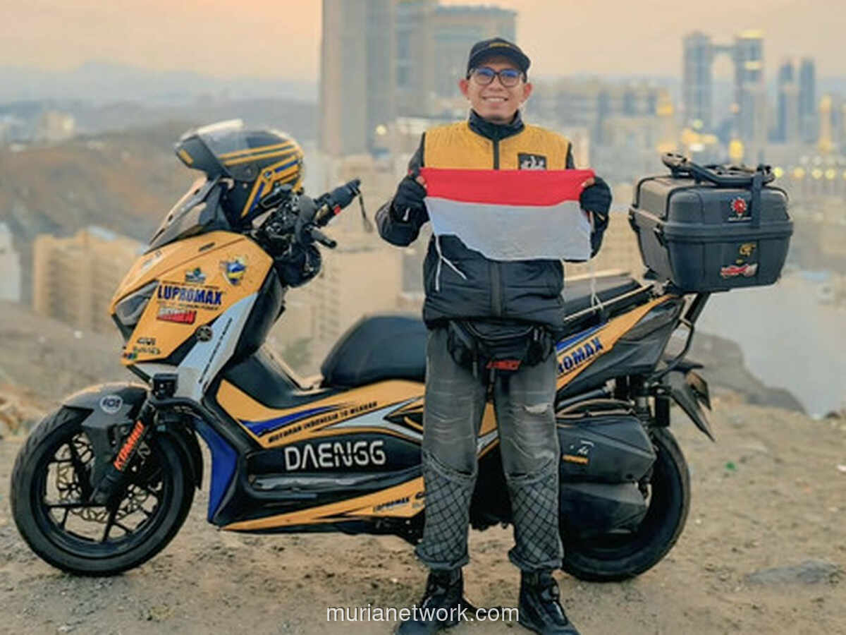 Dari Lumajang ke Makkah dengan Xmax, Kisah Om Daeng Menembus 12 Negara