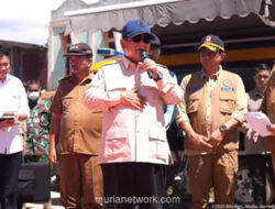 Prabowo Sambut Semangat Warga Pengungsi Aceh Tenggara di Tengah Duka