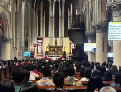 Malam Khidmat di Katedral, Ribuan Umat Padati Misa Natal