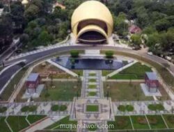 TMII Ganti Kembang Api dengan 1.000 Lilin untuk Korban Banjir di Malam Tahun Baru