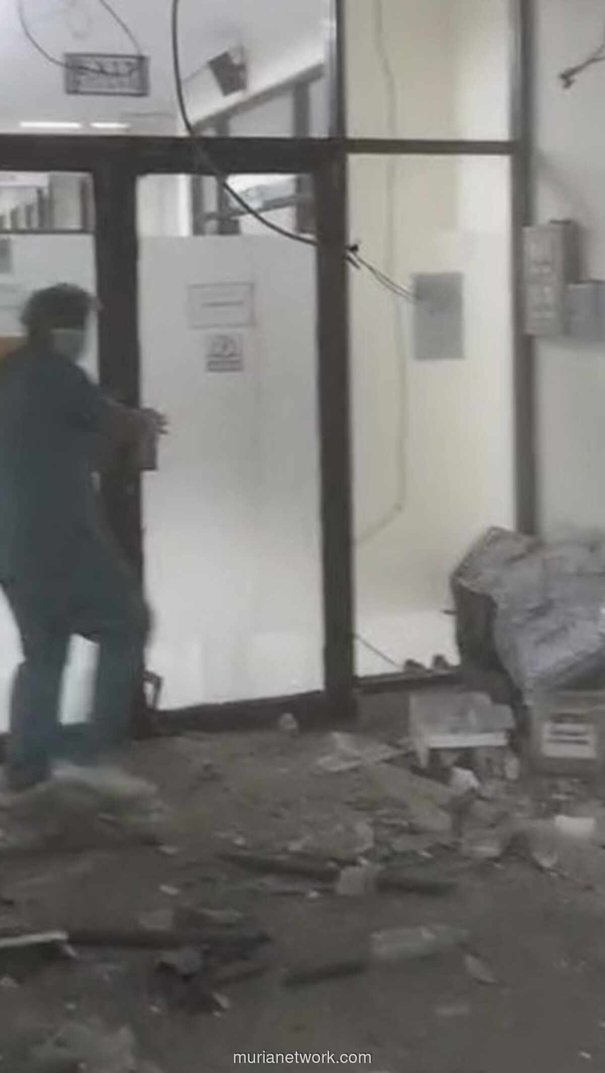 Plafon Ruang Operasi RSUD Cilegon Ambruk di Saat Ruangan Kosong