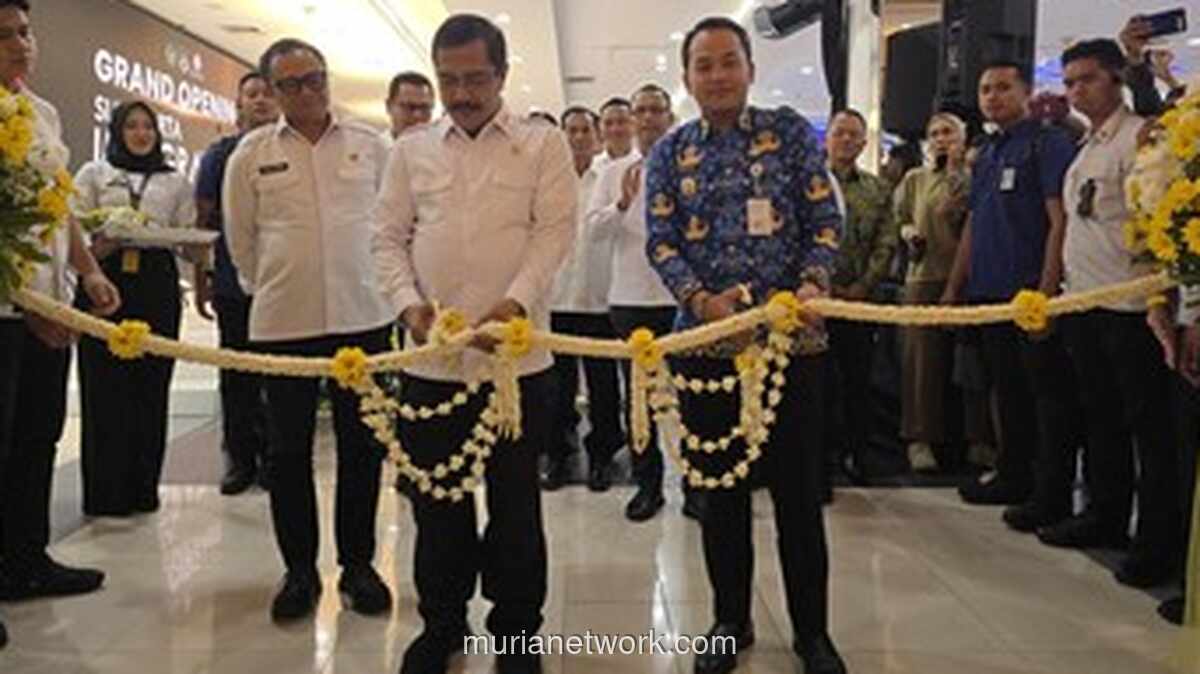 Menteri Agus Hapus Kuota Paspor, Lounge Imigrasi di Mal Solo Sajikan Kue dari Lapas