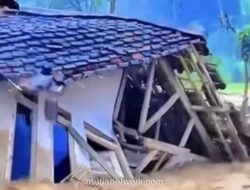 Rumah Peninggalan Orang Tua Hanyut Diterjang Banjir Bandang di Sukabumi