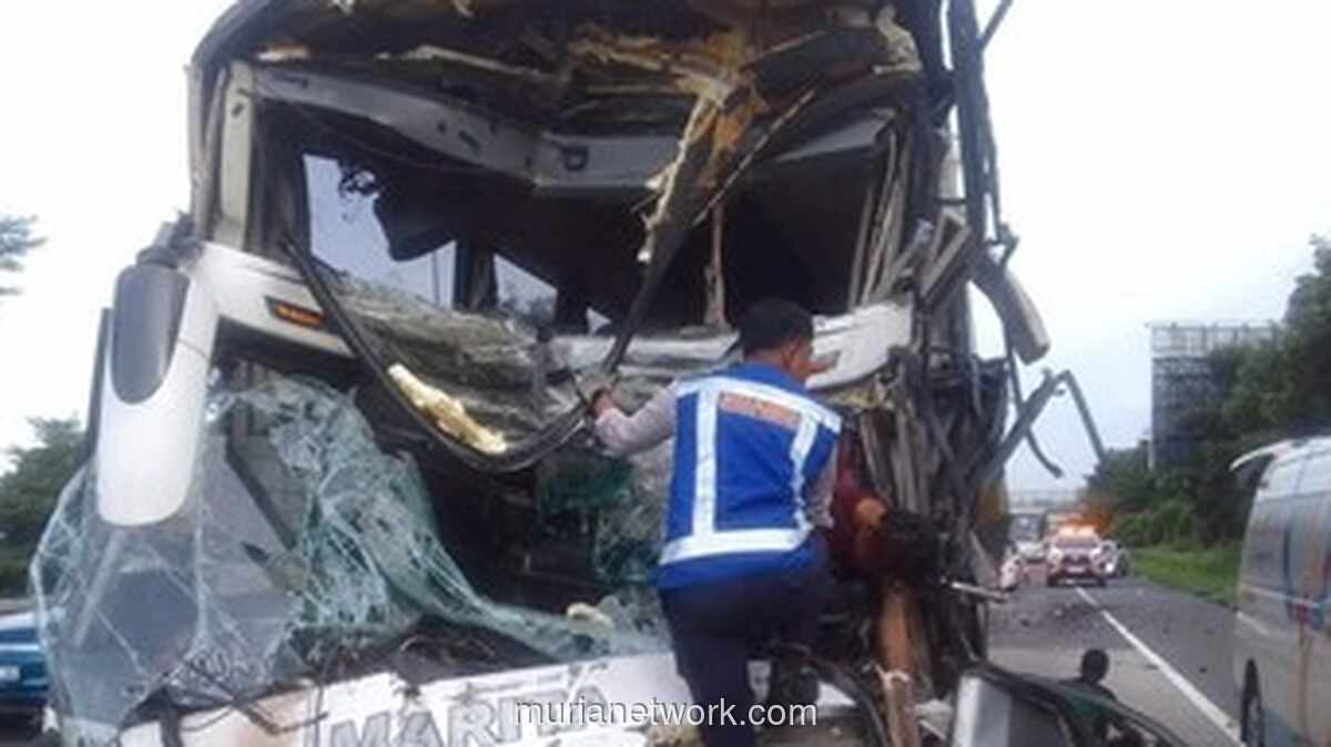 Kantuk Sopir Bus Picu Tabrakan Dahsyat di Tol Jagorawi