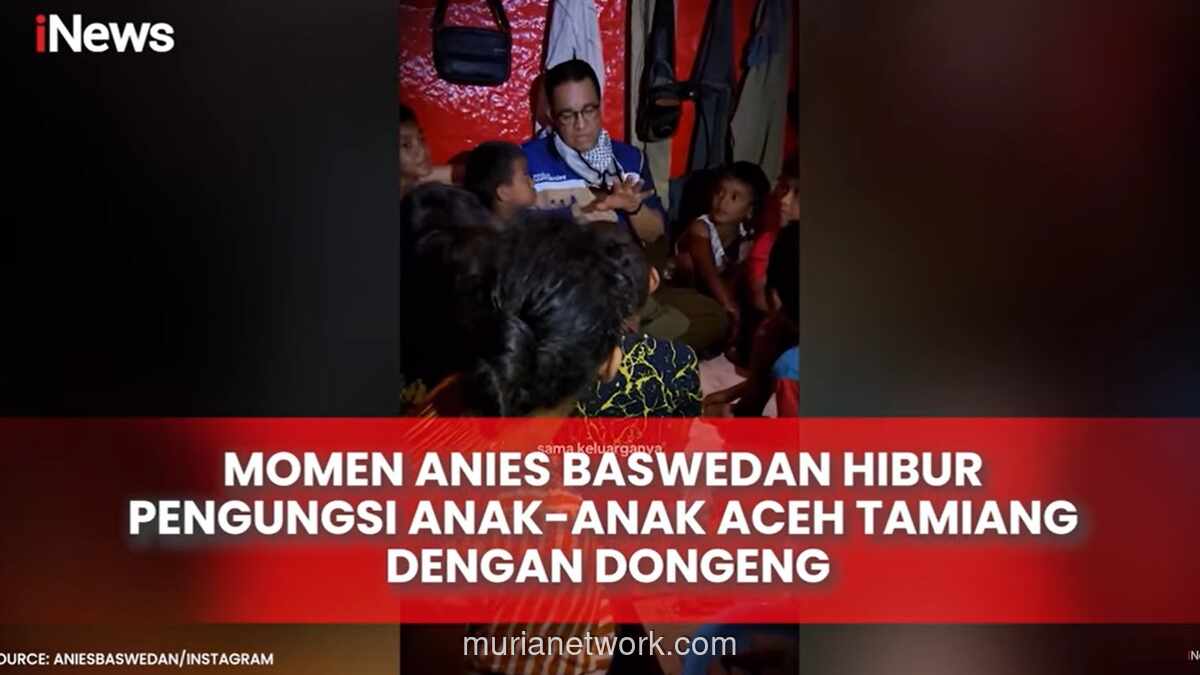 Anies Baswedan Bercerita untuk Anak-anak Korban Banjir di Aceh