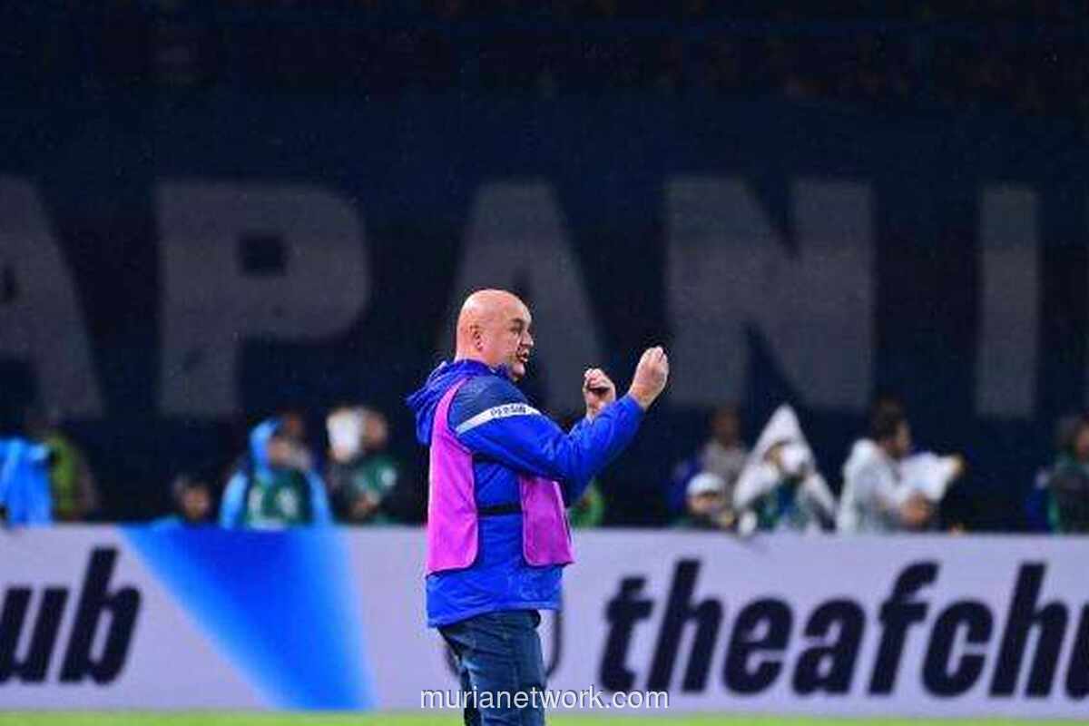 Hodak Berharap Persib Hindari Momok Pohang di 16 Besar