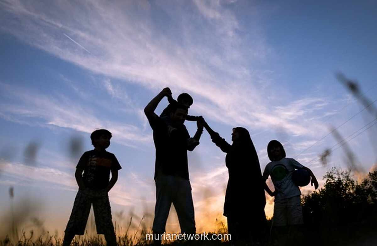 Kisah Luqman: Kompas Hidup di Tengah Gemuruh Dunia Digital