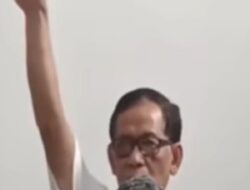 Warga Ambil Kayu Hanyut untuk Bertahan Hidup, DPR Malah Ribut soal Sampah