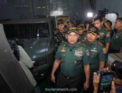 Kapal Tempur Beralih Tugas, Angkut Bantuan Besar-besaran ke Wilayah Bencana