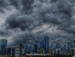 BMKG Prediksi Hujan Lebat dan Angin Kencang Landa Libur Nataru 2025/2026