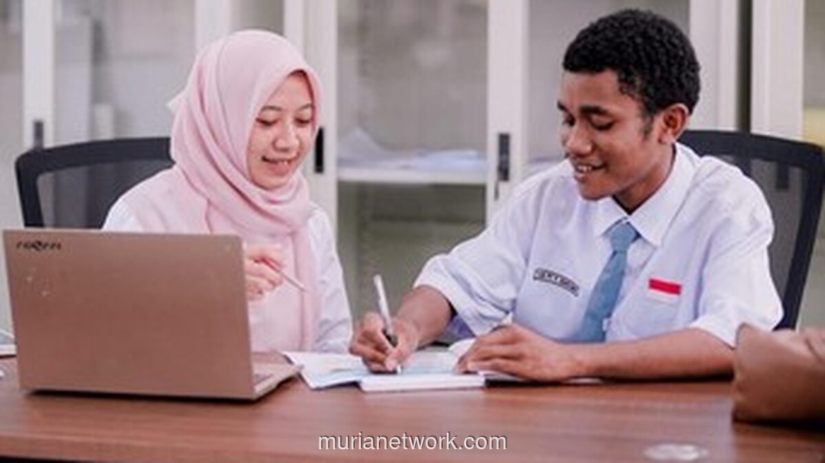 Dari Tangerang ke Papua: Seorang Guru Menemukan Panggilan Sejati di Ujung Timur Indonesia