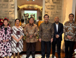Prabowo Sambangi Luhut di Hari Natal, Bahas Tarif AS hingga Kemandirian Benih