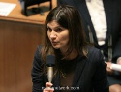 Prancis Tolak Intervensi Militer AS, Serukan Dukungan untuk Rakyat Iran