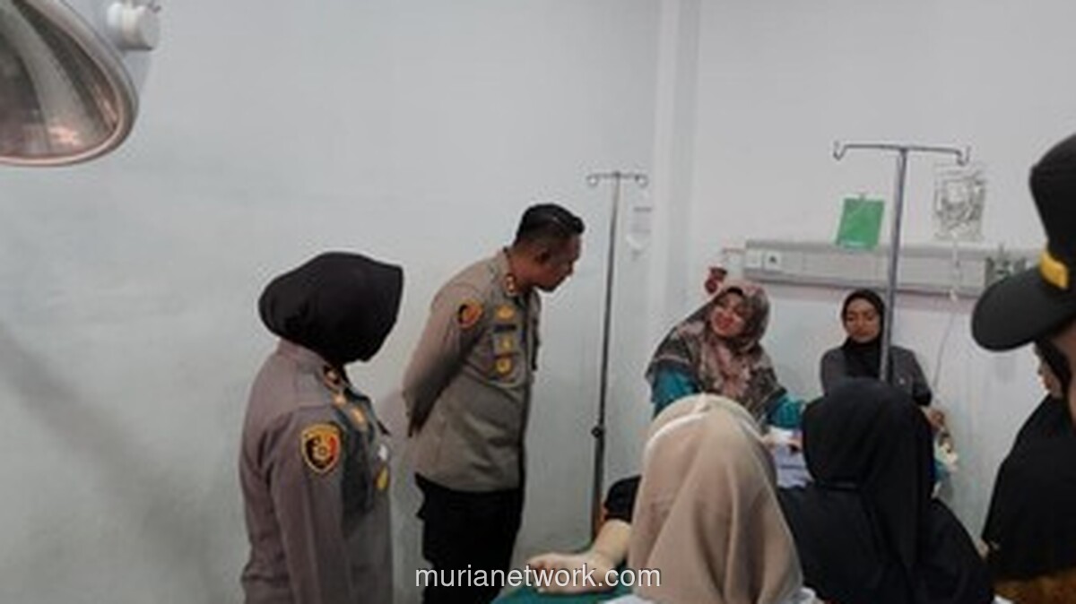 Wisata Edukasi Berujung Petaka: Lantai Gedung Tangsi Belanda Ambruk, 17 Orang Terluka