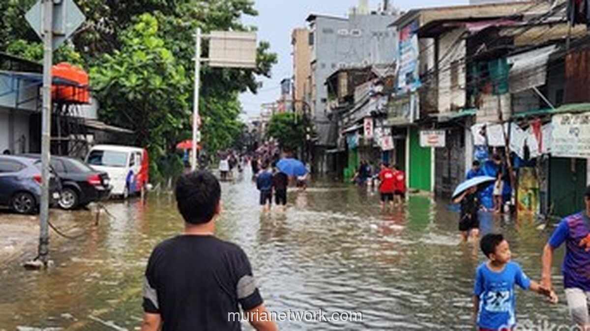 Jakarta Tenggelam: 35 RT dan 23 Ruas Jalan Terendam Banjir