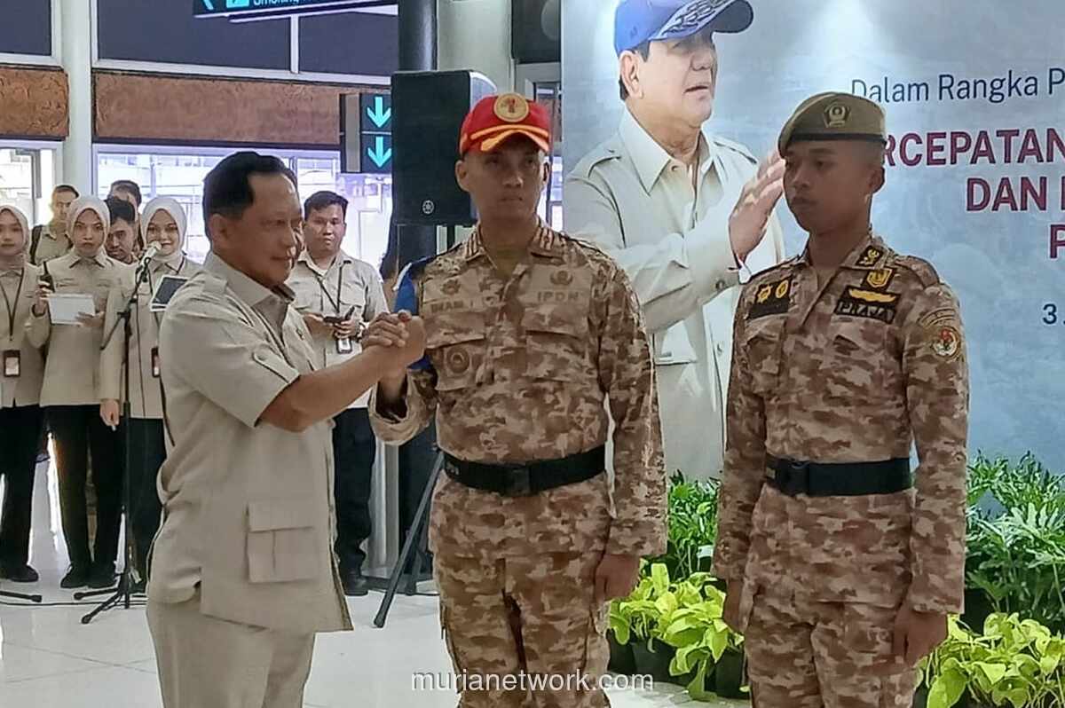 Prabowo Usulkan Seluruh Taruna Kedinasan Diterjunkan ke Daerah Bencana
