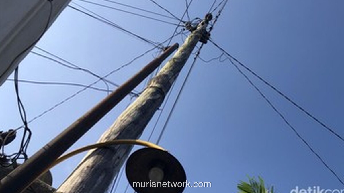 Tong... Tong... di Tengah Malam: Alarm Komunitas untuk Pedagang yang Bangun Sebelum Fajar