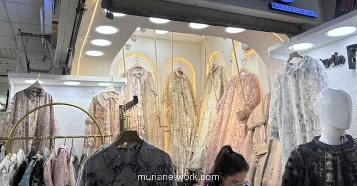 Gamis Bini Orang Jadi Tren Lebaran, Pedagang Tanah Abang Ungkap Alasannya