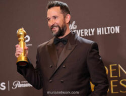 Noah Wyle Persembahkan Golden Globe untuk Istri di Ulang Tahunnya