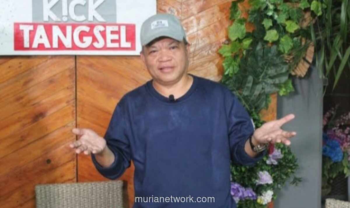 Petugas Cahaya yang Pudar: Elan Vital Pers di Era Banjir Opini