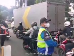 Truk Mogok di Daan Mogot Picu Kemacetan Panjang