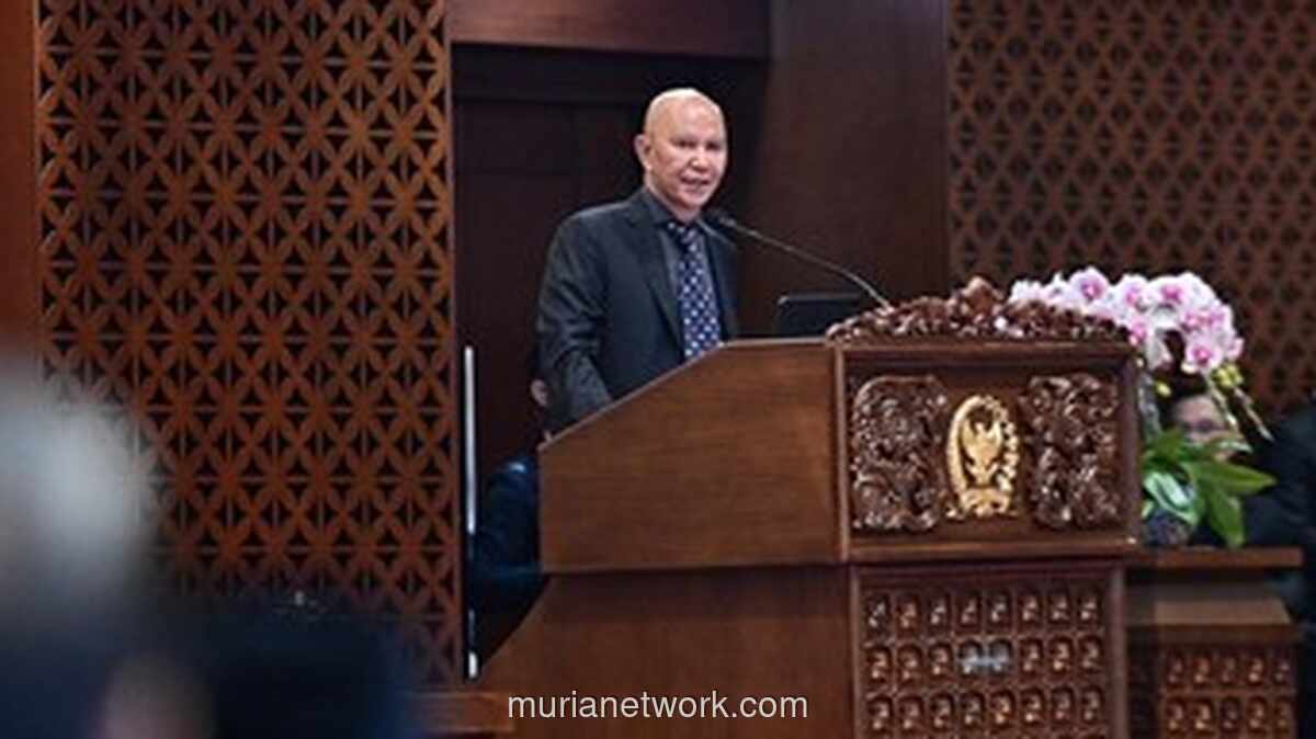 Mundur Tiga Pimpinan Pasar Modal, DPR Soroti Perbaikan Aturan Free Float