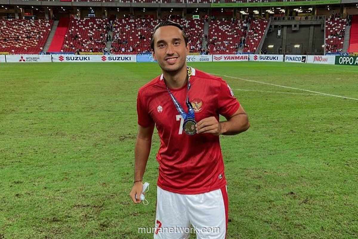 Arthur Irawan Soroti Performa Ezra Walian: Layak Kembali ke Timnas