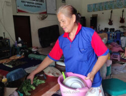 Tiga Pekan Banjir Pati, Kerupuk dan Jajanan Tak Lagi Menghidupi