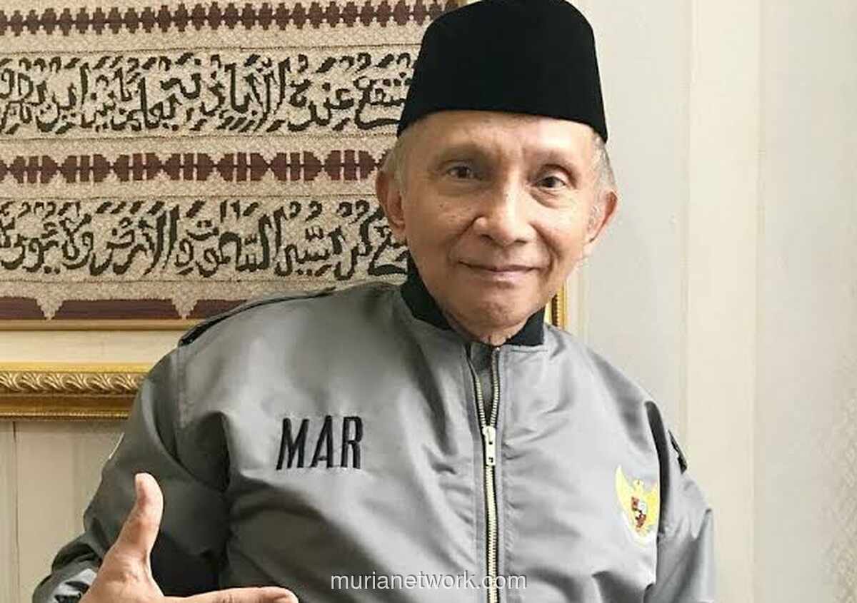 Amien Rais Dukung Trio RRT, Tuding Jokowi Pengecut Soal Ijazah