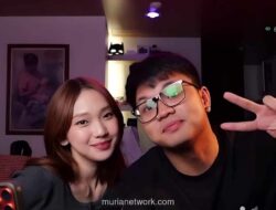 Jule Lepas Hijab dan Minta Maaf Terbuka untuk Anak dan Mantan Suami